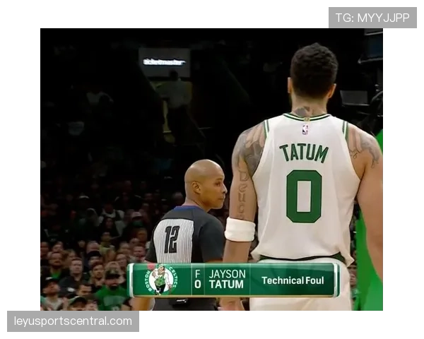 防守三秒NBA规则的完整定义及裁判判罚尺度
